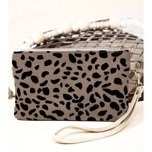 Pouch, Travel Case, Wristlet. Gray/Black Animal Print Pattern. NWT